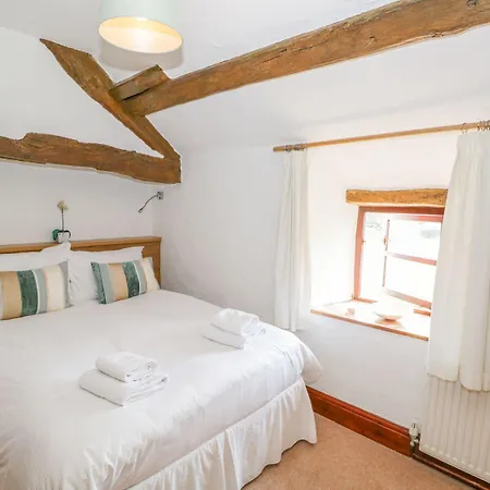 Thornyfield Barn Chalet